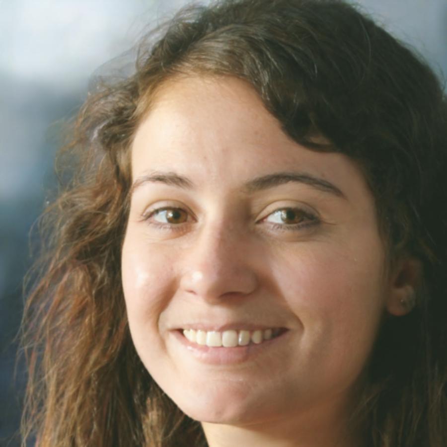 Portrait de Marie Lecomte, experte en marchés financiers